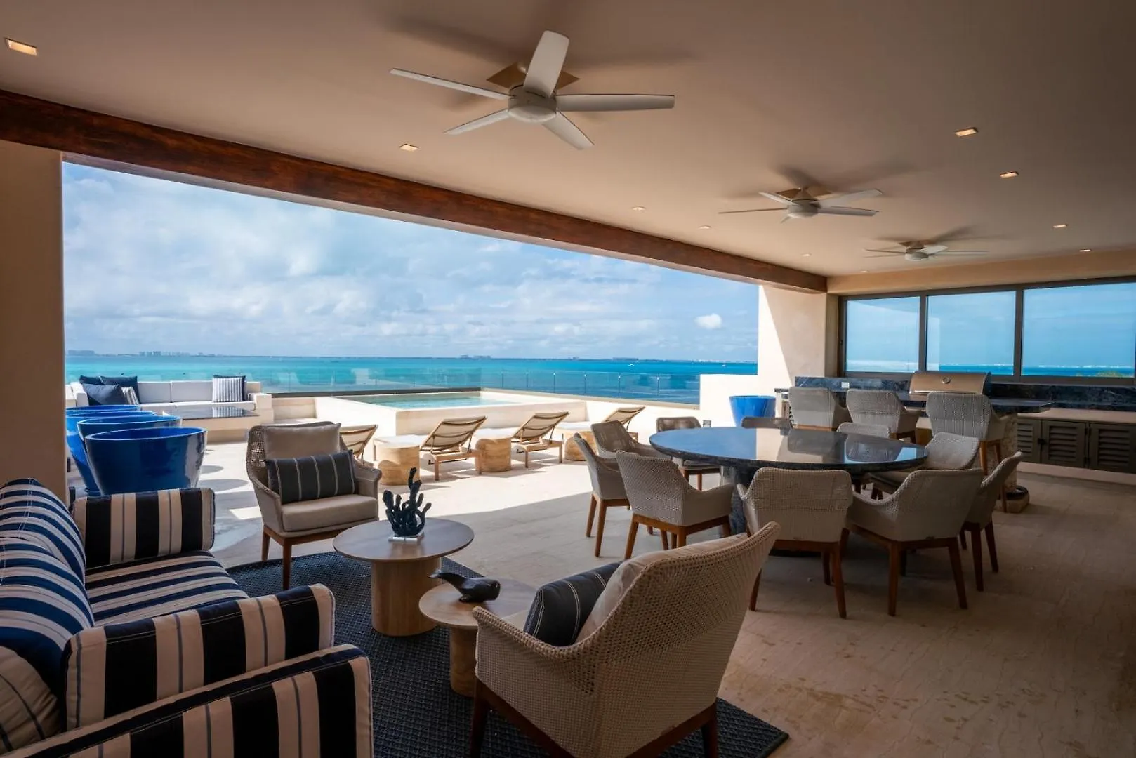 Private Rooftop Honeymoon Suite W/ Private Jacuzzi Isla Mujeres 0*,  Mexico